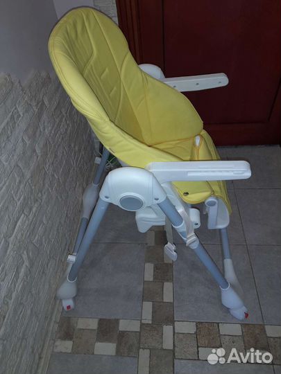 Стульчик для кормления peg perego