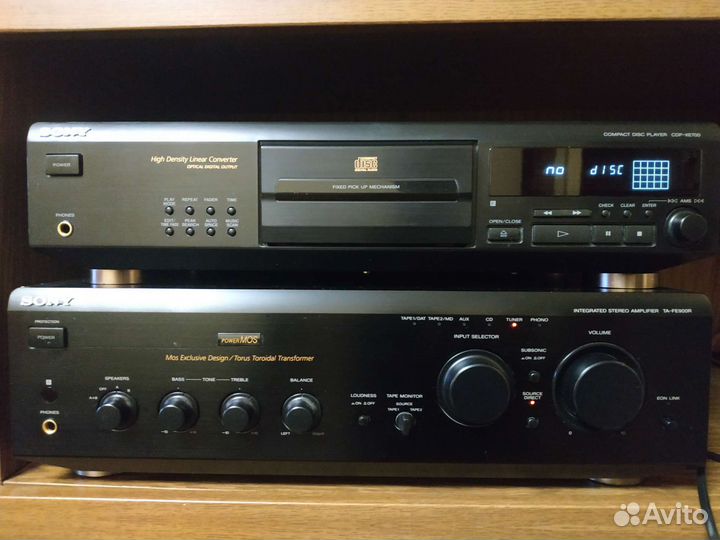 CD-плеер Sony CDP-XE700