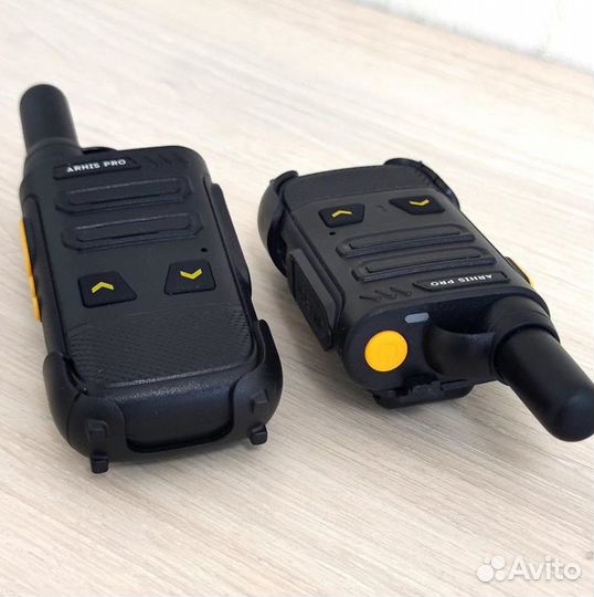 Рация с наушником, радиостанция с гарнитурой