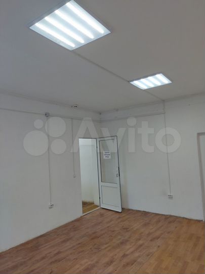 Продам помещение свободного назначения, 477 м²