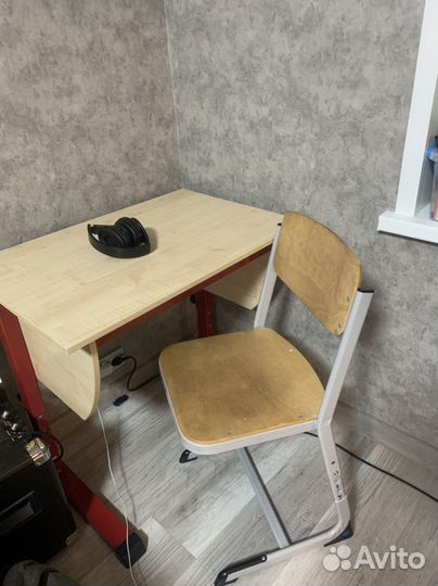 Растущая парта и стул