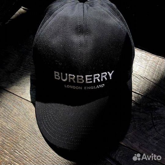 Кепка Burberry Новинка 2024