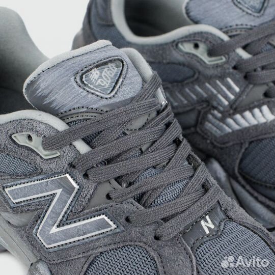 New Balance 9060 Magnet Wmns