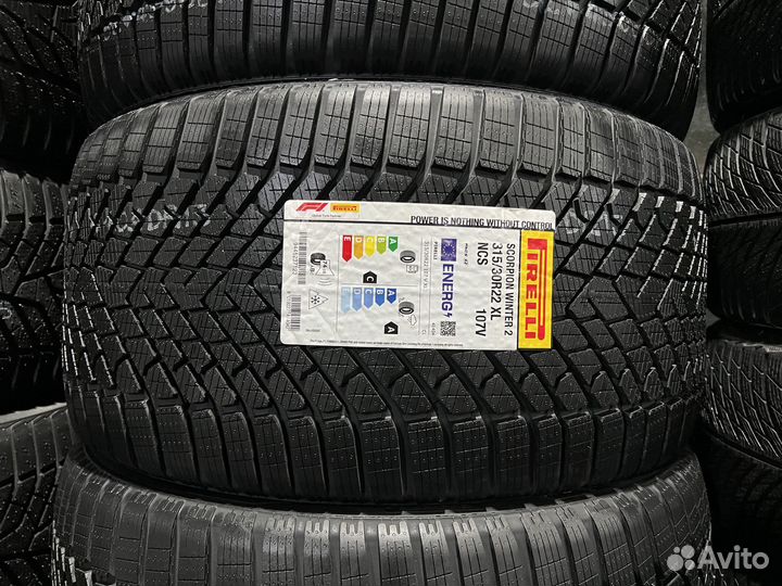 Pirelli Scorpion Winter 2 295/35 R21 и 315/30 R22 107V