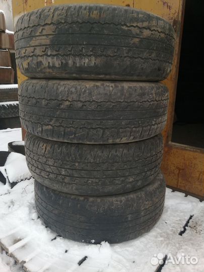 Bridgestone Dueler A/T 265/65 R17