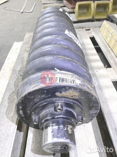 Натяжитель гусеницы Hyundai R520LC-9A 81QB-15011