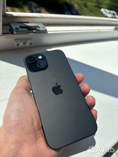 iPhone 15, 128 ГБ