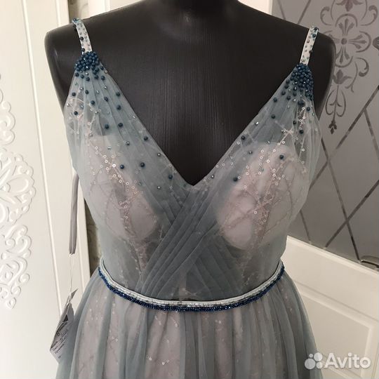 Вечернее платье в пол