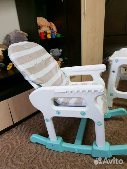 Стульчик для кормления нb