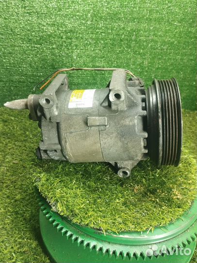 Компрессор кондиционера Renault Megane 2 K4M1