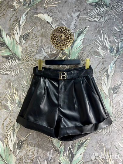 Шорты из эко кожи