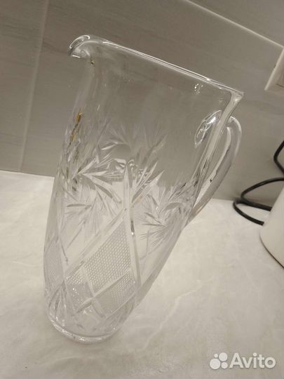 Хрустальная кувшин