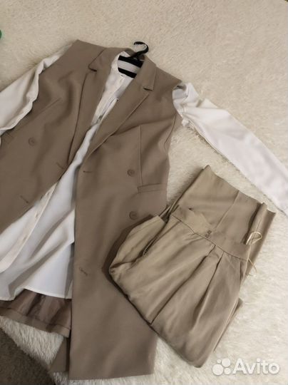 Костюм классический женский