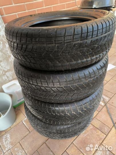 Goodyear UltraGrip Ice SUV Gen-1 215/60 R17 96