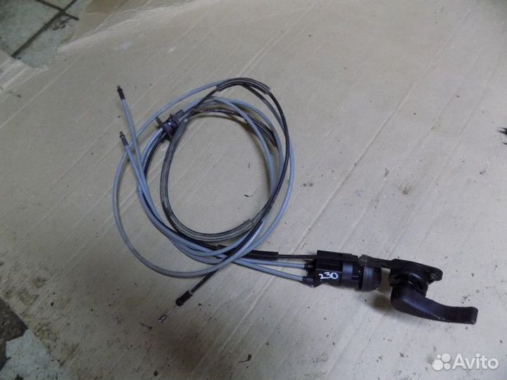 Трос открывания капота Sandero 2014