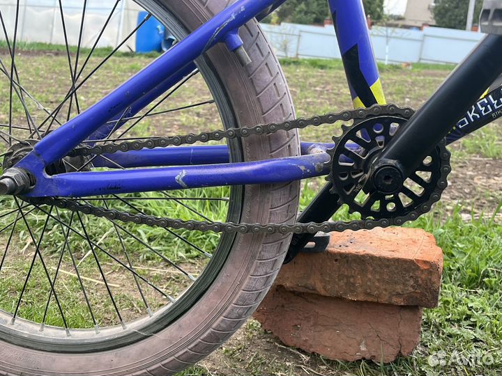 Трюковой велосипед bmx