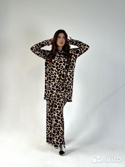 Костьюм брючный