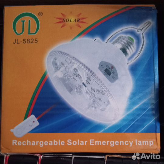 Лампа в сад двор с солнечной панелью универсальная