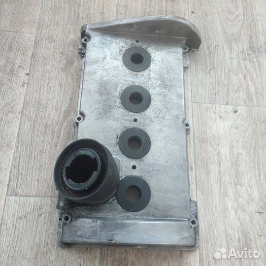 Крышка клапанная Audi A3 8L