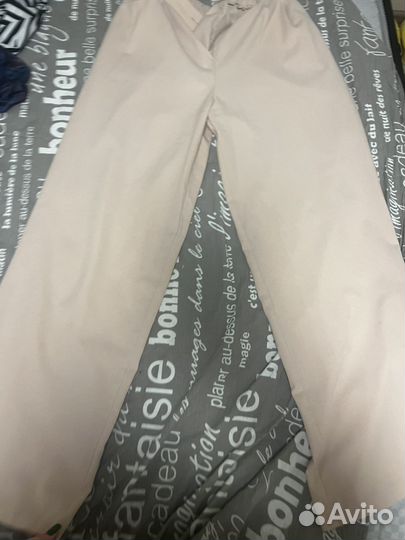 Костюм брючный размер M