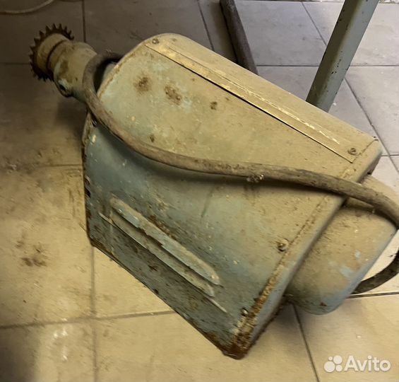 Электродвигатель