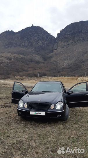 Mercedes-Benz E-класс 3.2 AT, 2004, битый, 250 000 км