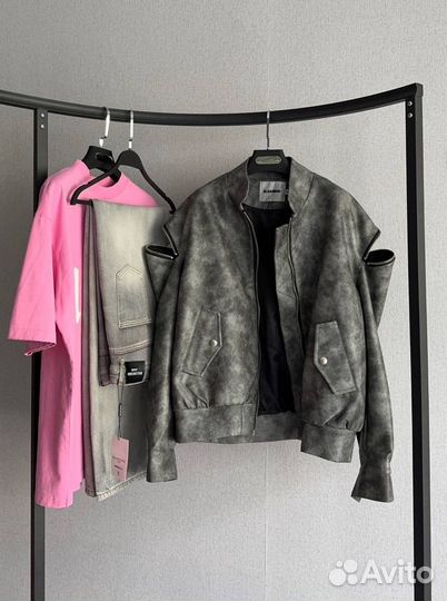 Бомбер Balenciaga