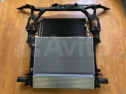 Радиатор охлаждения Audi A4 B8 Телевизор