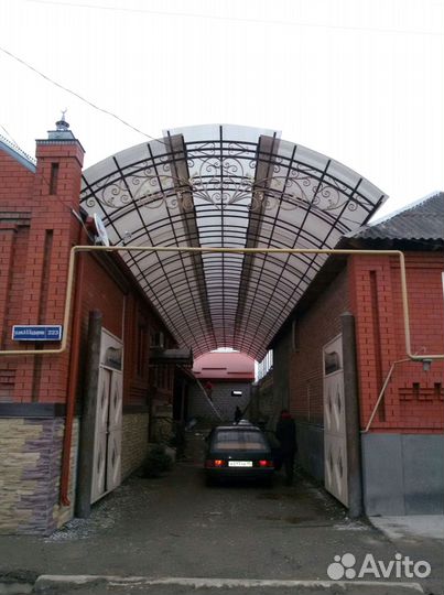 Навесы кованные из поликарбоната