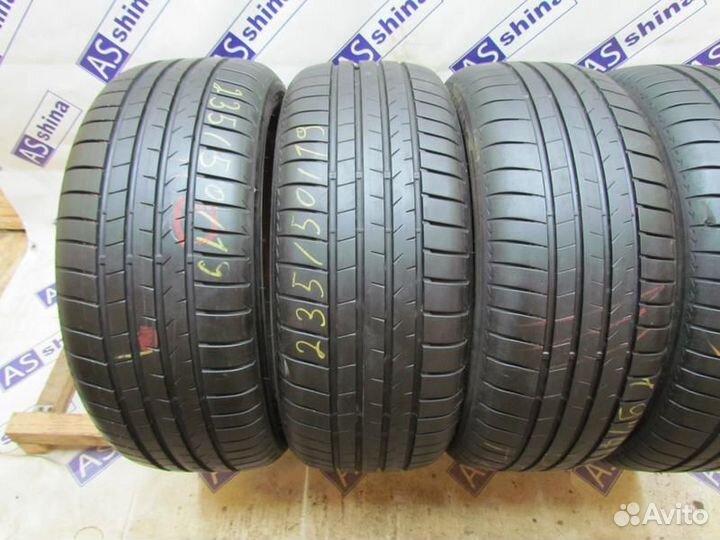 Bridgestone Alenza 001 235/50 R19 96R