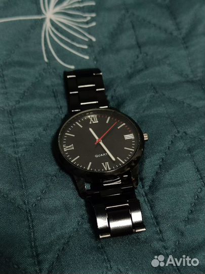 Мужские наручные часы кварцевые