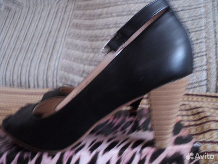 Женские туфли