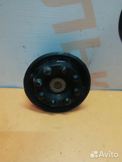 Опора заднего амортизатора опорник новый Audi 100