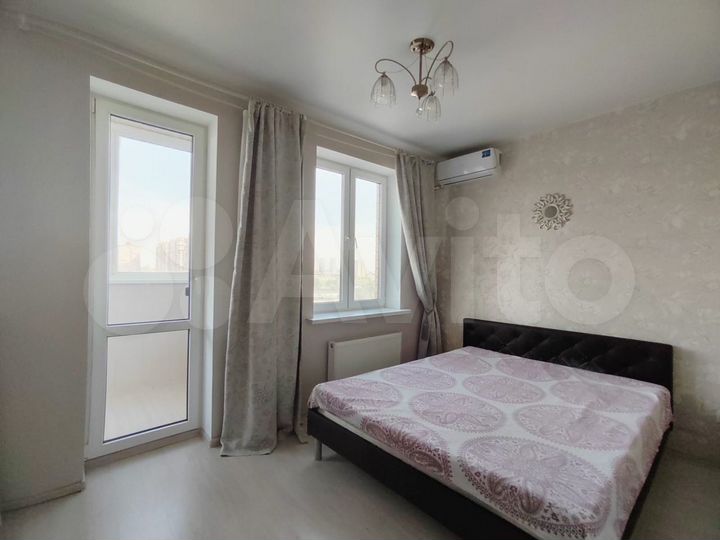 2-к. квартира, 48 м², 8/18 эт.