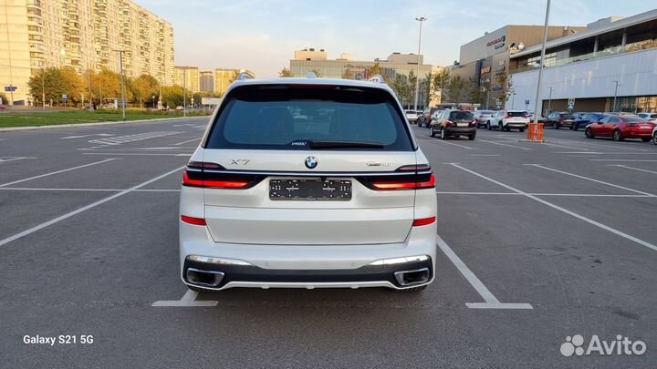 BMW X7 3.0 AT, 2024, 6 000 км