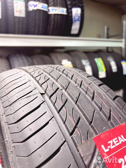 iLink L-Zeal56 275/35 R19 121U