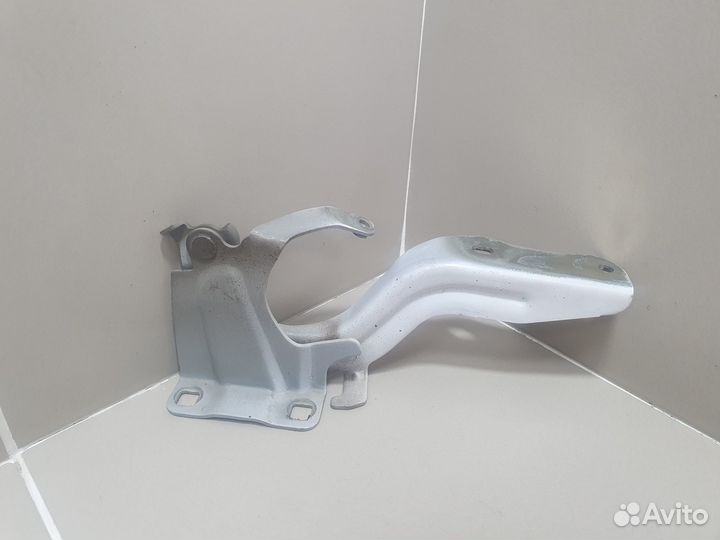 Петля капота правая Nissan X-Trail T32