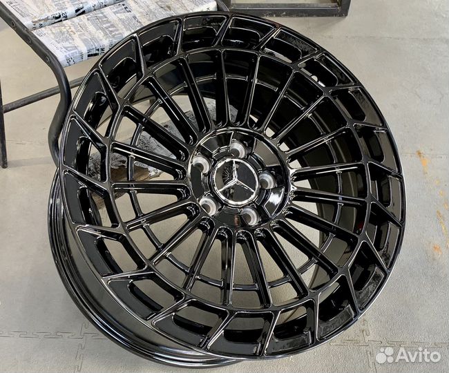 Диски Мерседес AMG R22 5/112