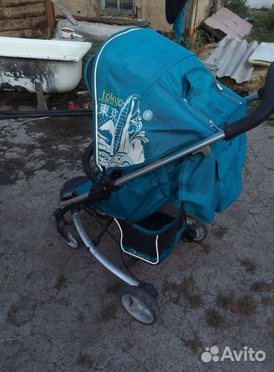 Прогулочная коляска