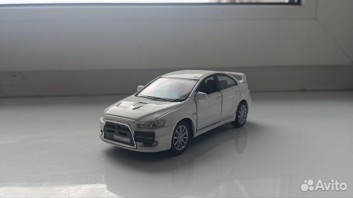 Модель mitsubishi lancer 10