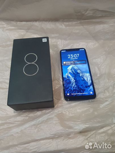 Xiaomi Mi 8, 6/64 ГБ