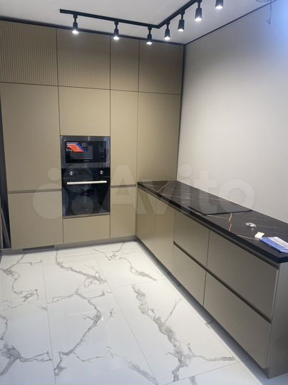 Дом 102 м² на участке 6,8 сот.