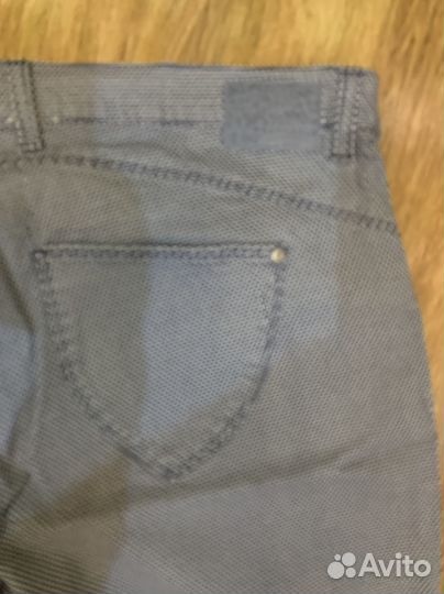 Брюки капри