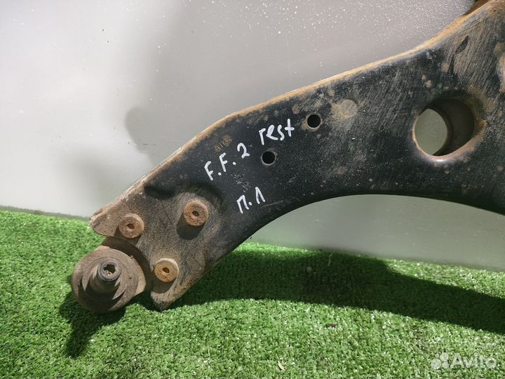Рычаг передний левый Ford Focus 2