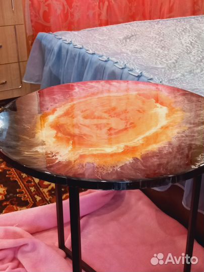 Журнальный столик