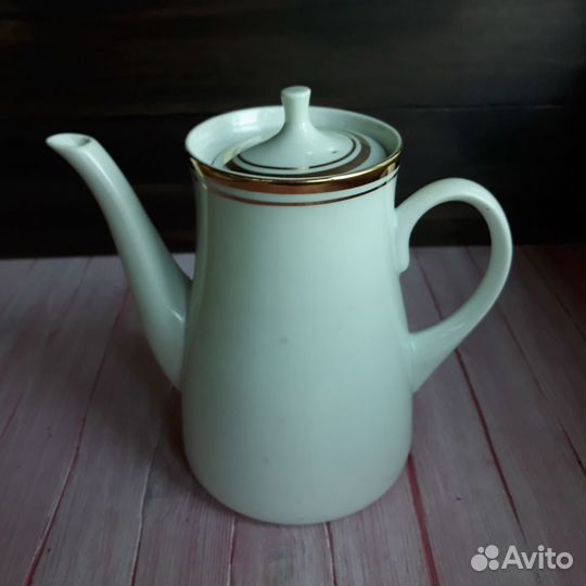 Кофейник фабрики Дулево