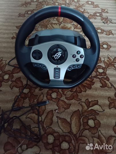 Игровой руль для компьютера