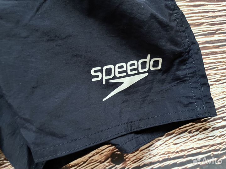 Новые шорты-плавки Speedo для мальчика