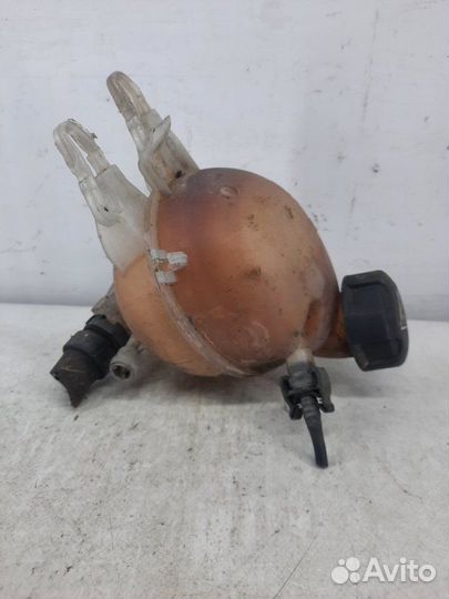 Бачок расширительный Peugeot 207 хэтчбэк 3 дв. 1.4