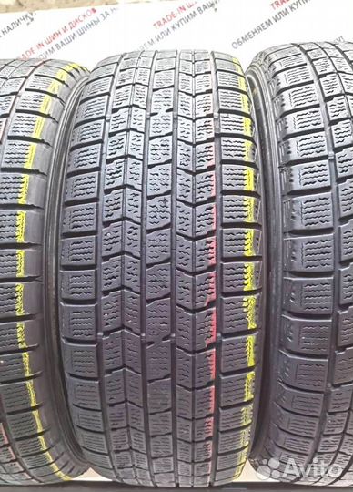 Dunlop Winter Maxx WM01 215/60 R16 99S